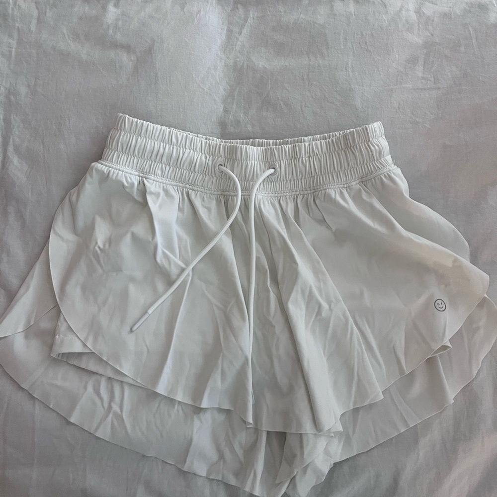 Aerie White Ruffle Shorts